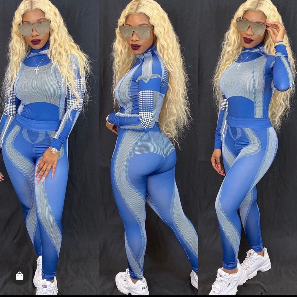Two piece set